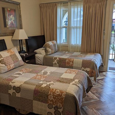 Los Gatos Garden Inn Hotel Экстерьер фото