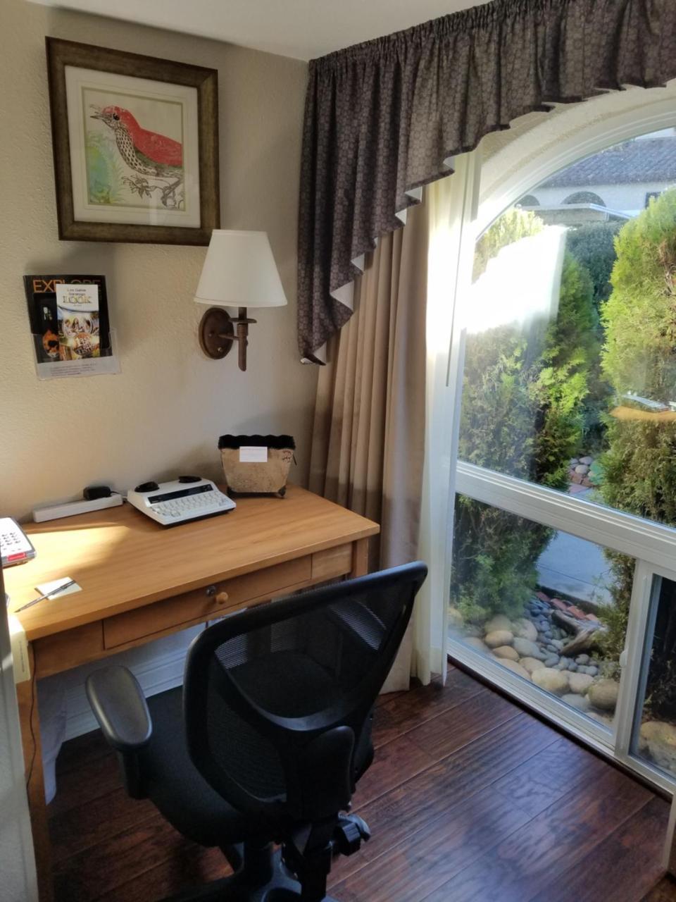 Los Gatos Garden Inn Hotel Экстерьер фото